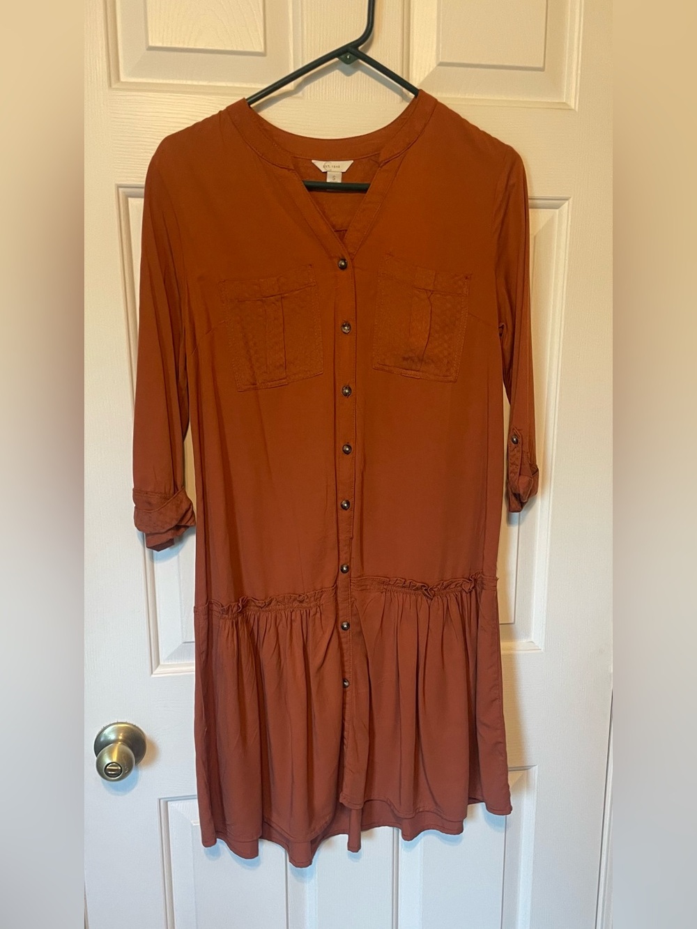 Cato Rust Button-Front Long-Sleeve Tiered Dress